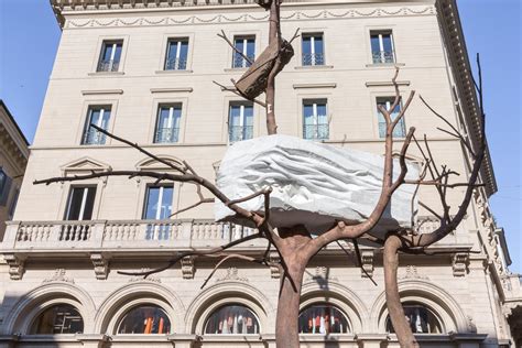 giuseppe penone fendi roma|Giuseppe Penone, Foglie di pietra .